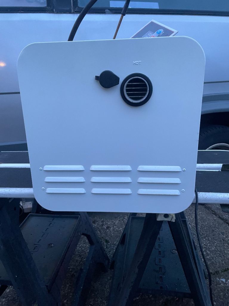 Camper van instant hot water boiler 