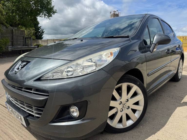 PEUGEOT 207 ALLURE 1.6 HDI DIESEL 5 DOOR*LOW MILEAGE*FULL SERVICE HISTORY*LOWTAX