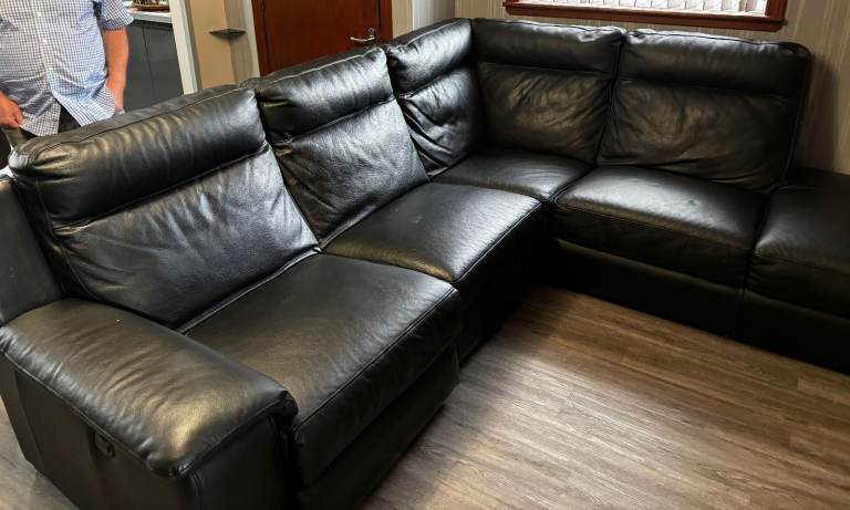 Black leather L shaped 3/4 seater recliner sofa couch & storage stool  #GotStuffGetCash