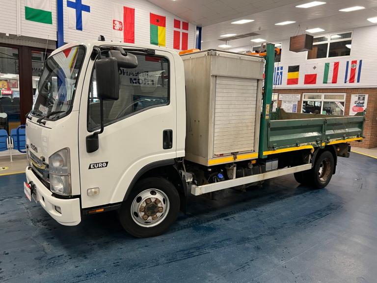 2016 Isuzu FORWARD N75150 URBAN 4X2 3.0D 150PS 7.5 TON TIPPER C/W PENNY HYDRAULICS CRANE (EURO 6)...