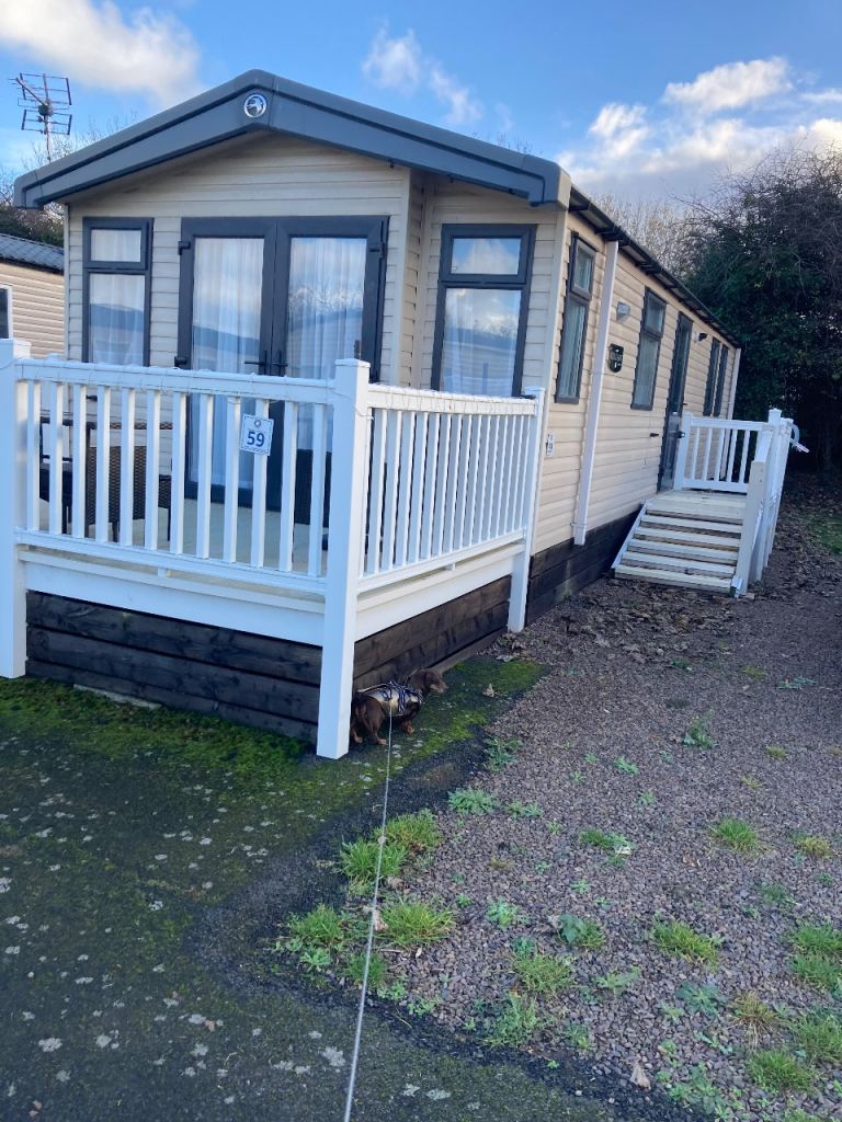 Swift Burgandy 2018 2 bedroom  6 Berth