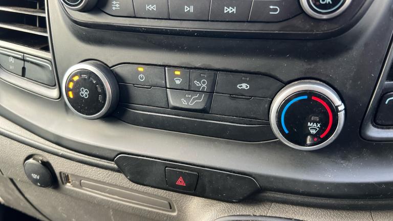 2021 Ford Transit Custom 2.0 EcoBlue 105ps Low Roof Leader Van PANEL VAN DIESEL Manual