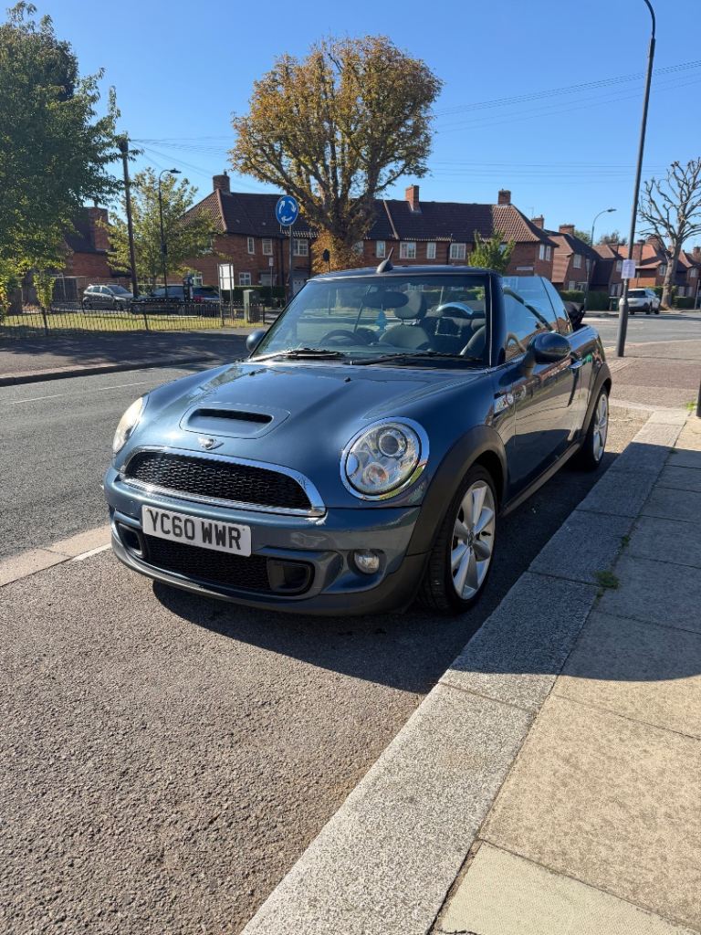 Mini Cooper S CONVERTIBLE, Convertible, 2011, Manual, 1598 (cc), 2 doors