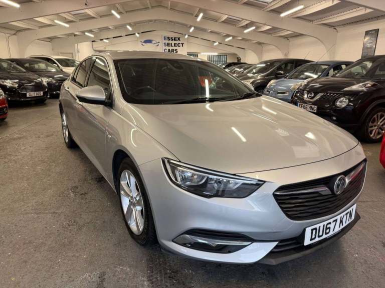 2017 Vauxhall Insignia 1.6 Turbo D ecoTEC BlueInjection SRi Nav Grand Sport 5dr Diesel Manual Eur...