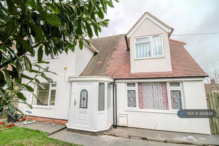 5 bedroom house in Hereford Road, Nottingham, NG3 (5 bed) (#2821828)