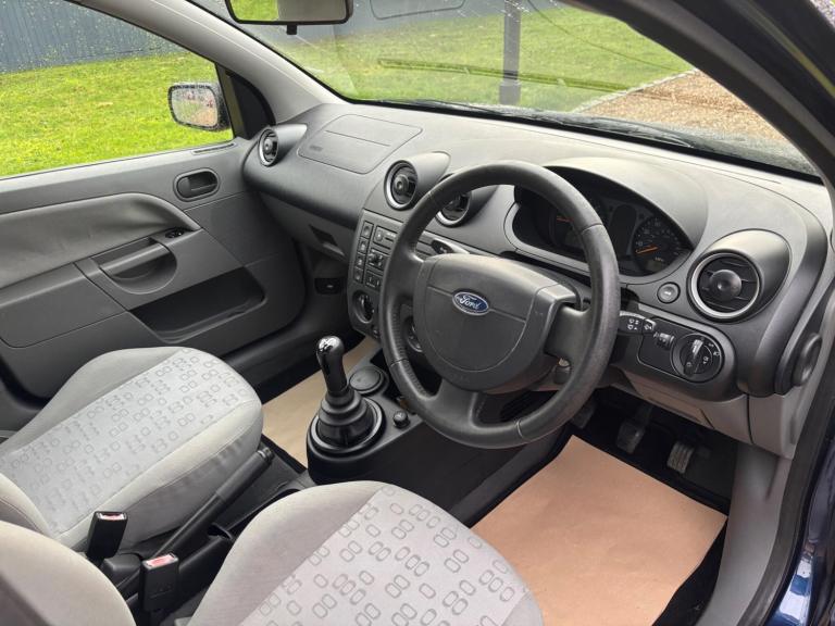 2002 Ford Fiesta 1.3 LX 5dr Petrol