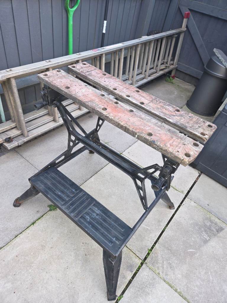 Black and decker work bench