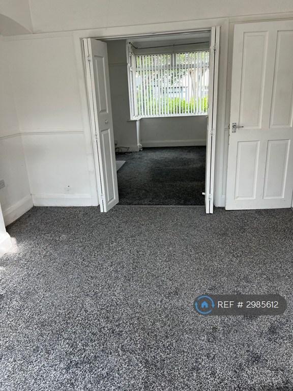 3 bedroom house in Eastway, Wirral, CH49 (3 bed) (#2985612)