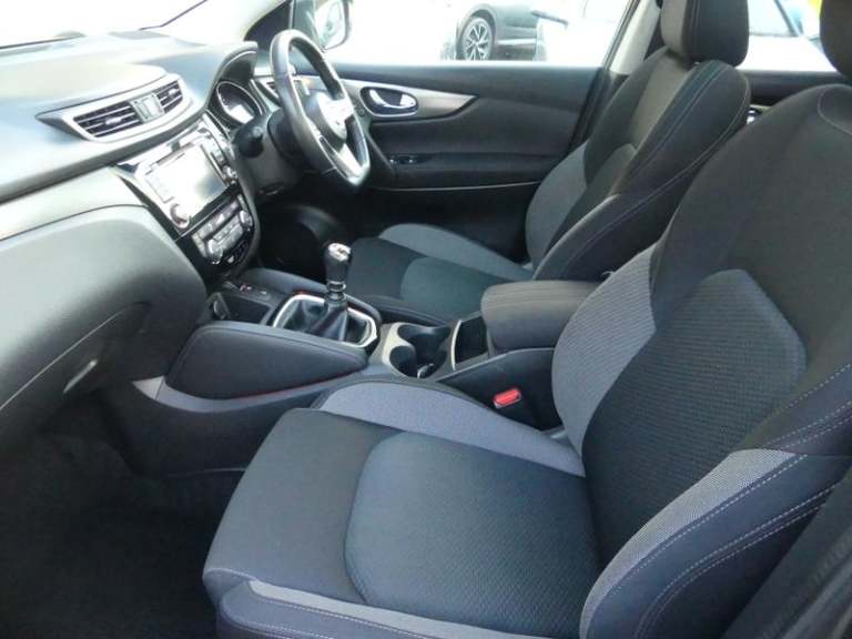2018 Nissan Qashqai DIESEL 1.5 dCi N-Connecta SUV 5dr Diesel Manual Euro 6 (s/s) (110 ps) Manua S...