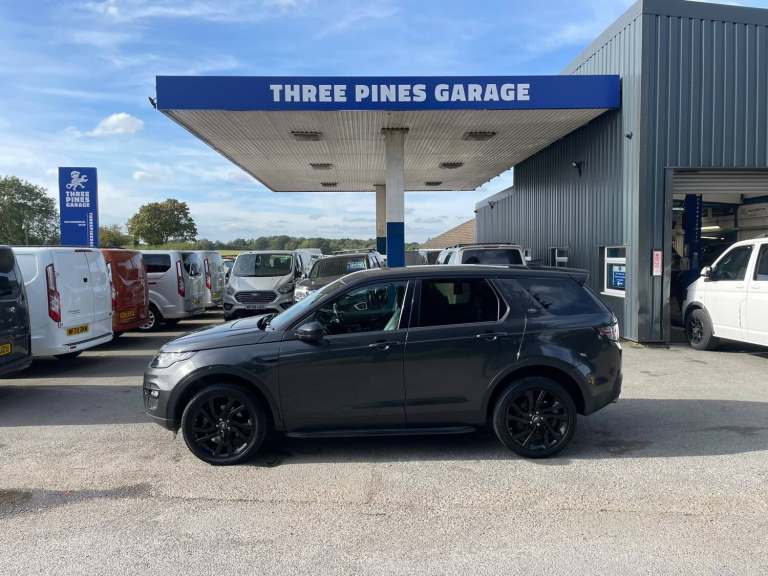 Land Rover Discovery Sport 2.0 TD4 180 HSE Black Pack 5dr Auto 7 Seater