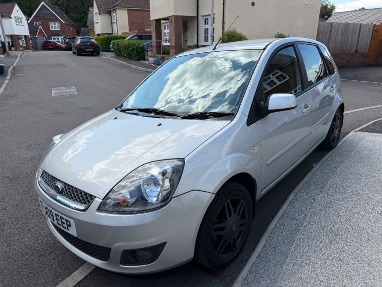 Ford, FIESTA, Hatchback, 2009, Manual, 1388 (cc), 5 doors