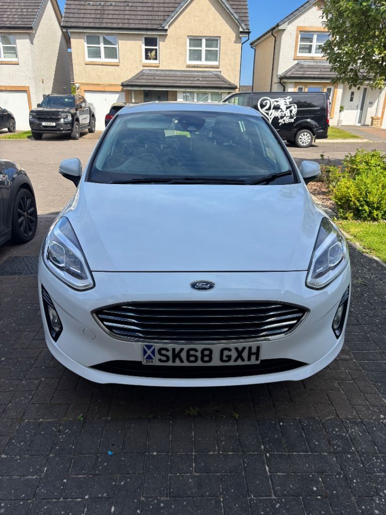 Ford, FIESTA, Hatchback, 2018, Manual, 1084 (cc), 5 doors