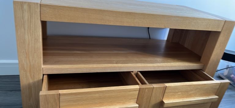 Oak furniture land tv unit