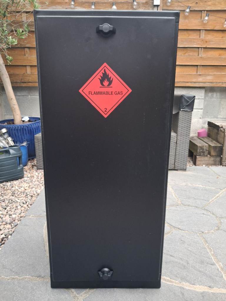 13kg Gas locker