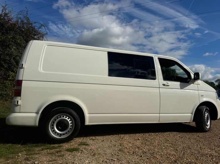 Professional car valeting interior and exterior/machine polishing, wet vac 