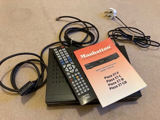 MANHATTAN Plaza Freesat Receiver with compatible remote
