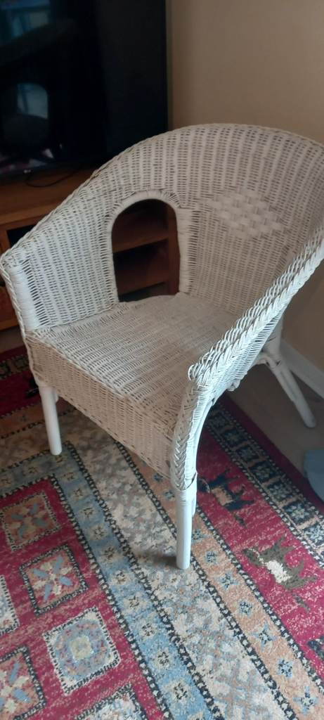 Wicker chair Free