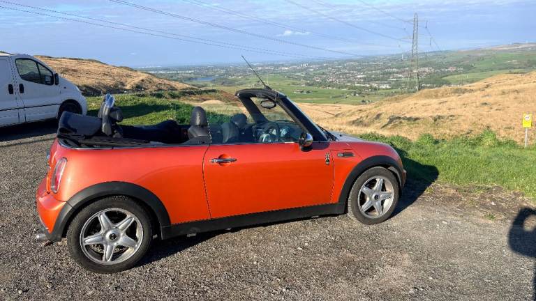 Mini, CONVERTIBLE, Convertible, 2006, Manual, 1598 (cc), 2 doors