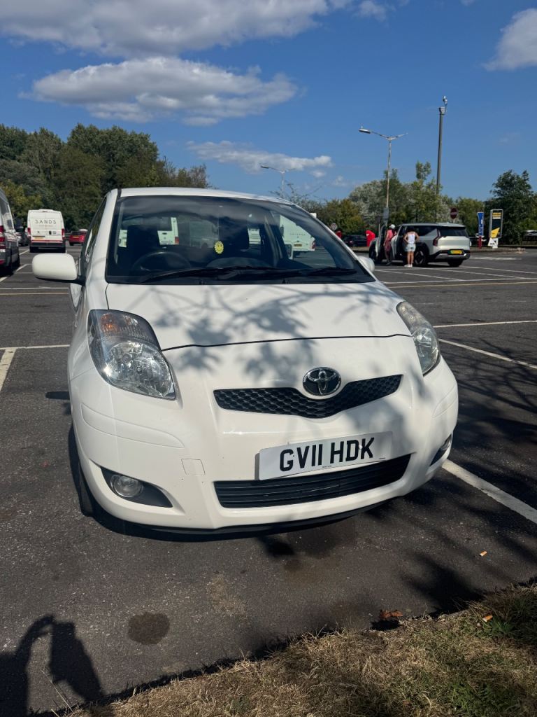 Toyota, YARIS, Hatchback, 2011, Manual, 1329 (cc), 3 doors
