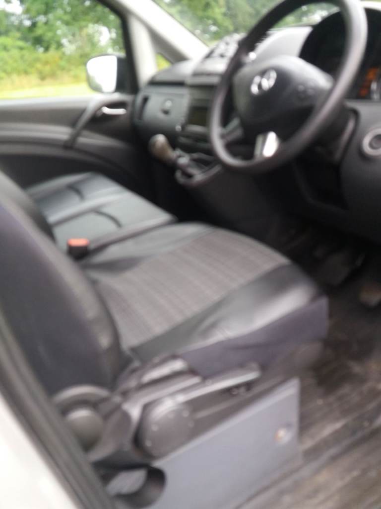 Mercedes-VITO 113 cdi 9 seater Manual, 2143 lwb good runner good condition 5 months hackney plate