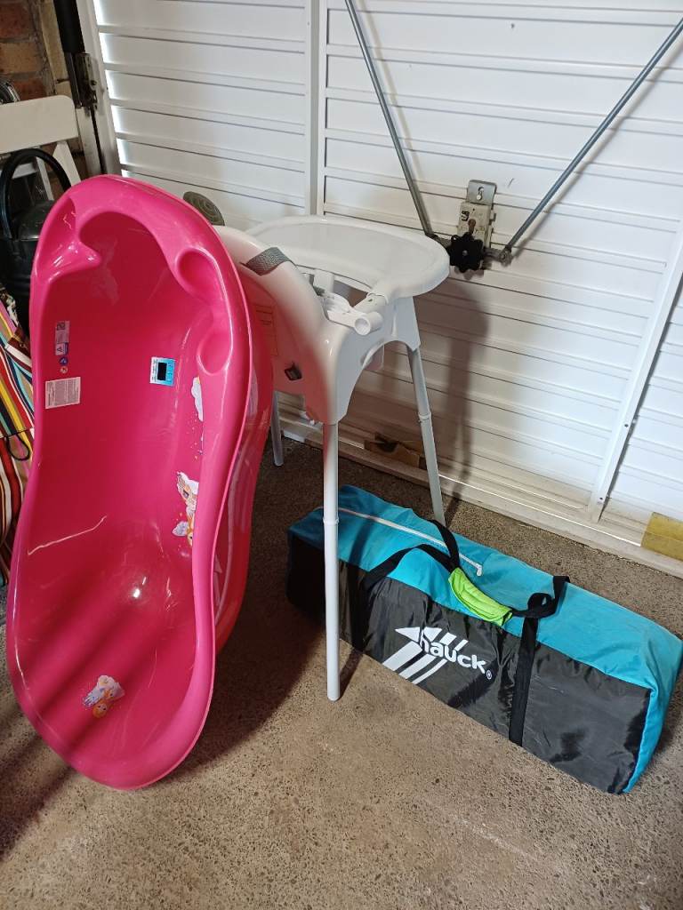 Hauck Travel Cot, High Chair and Baby Bath – Good Condition
