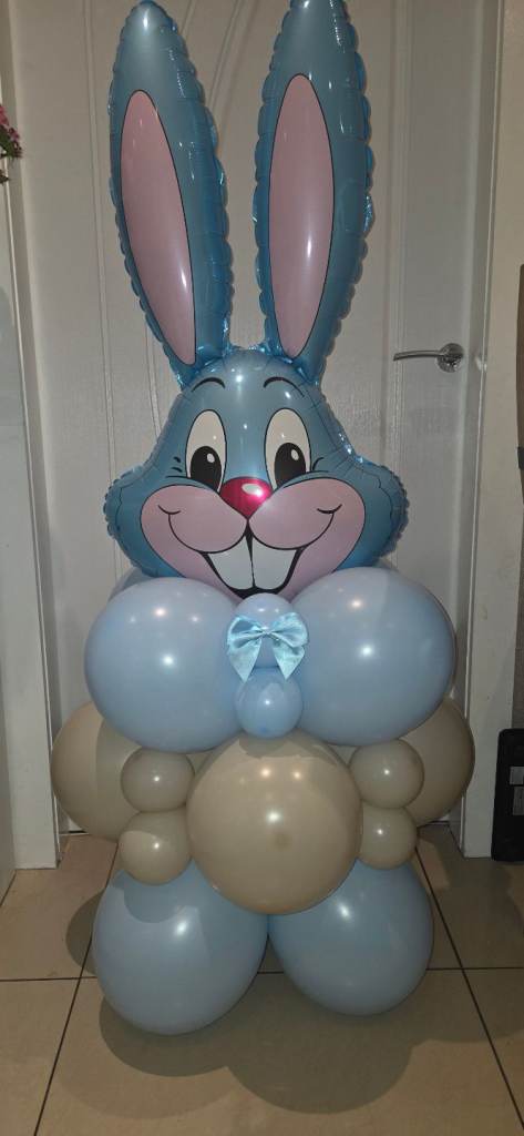 Easter Bunny balloon stack