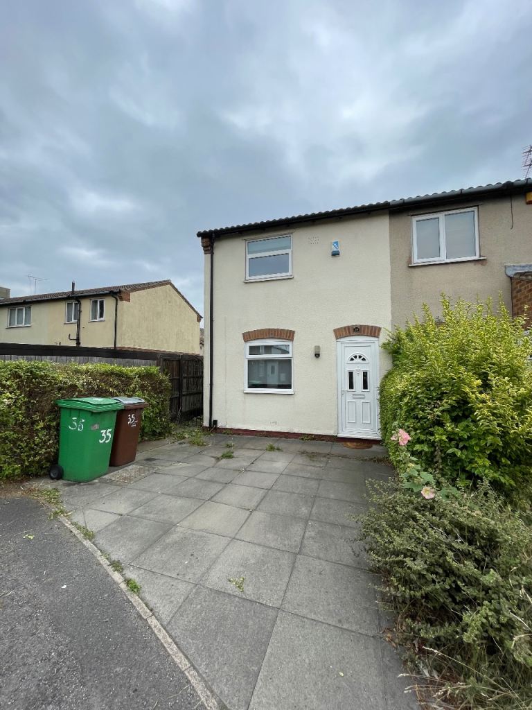 Lovely 2 bedroom house for rent at the edge of the city centre - ideal location!