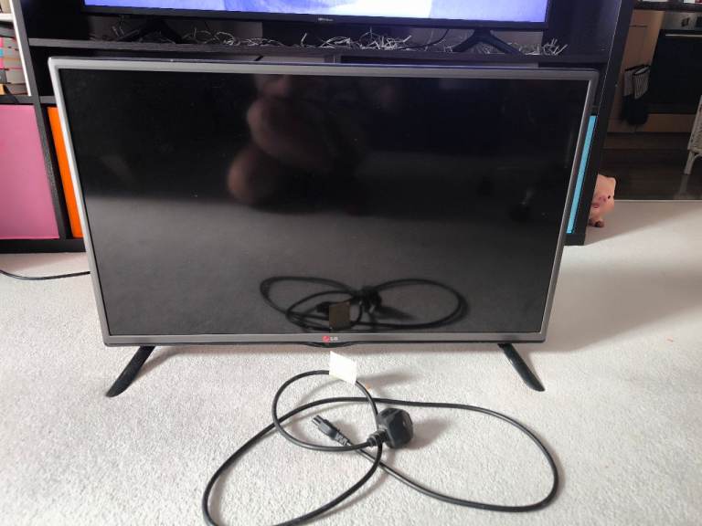 LG 32LB550B 32-inch HD Ready TV, June 2014 Model
