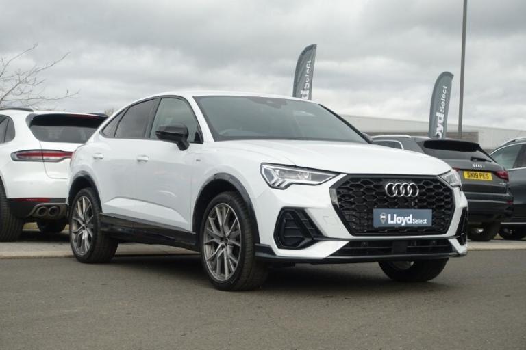 AUDI Q3 35 TFSI Black Edition 5dr S Tronic [20" Alloy]