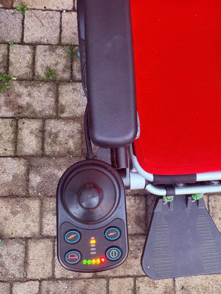 Dash -E-Fold Wheelchair