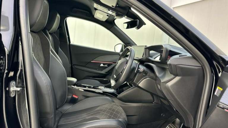 2022 Peugeot 2008 1.2 PureTech 130 GT Premium 5dr EAT8 HATCHBACK PETROL Automatic