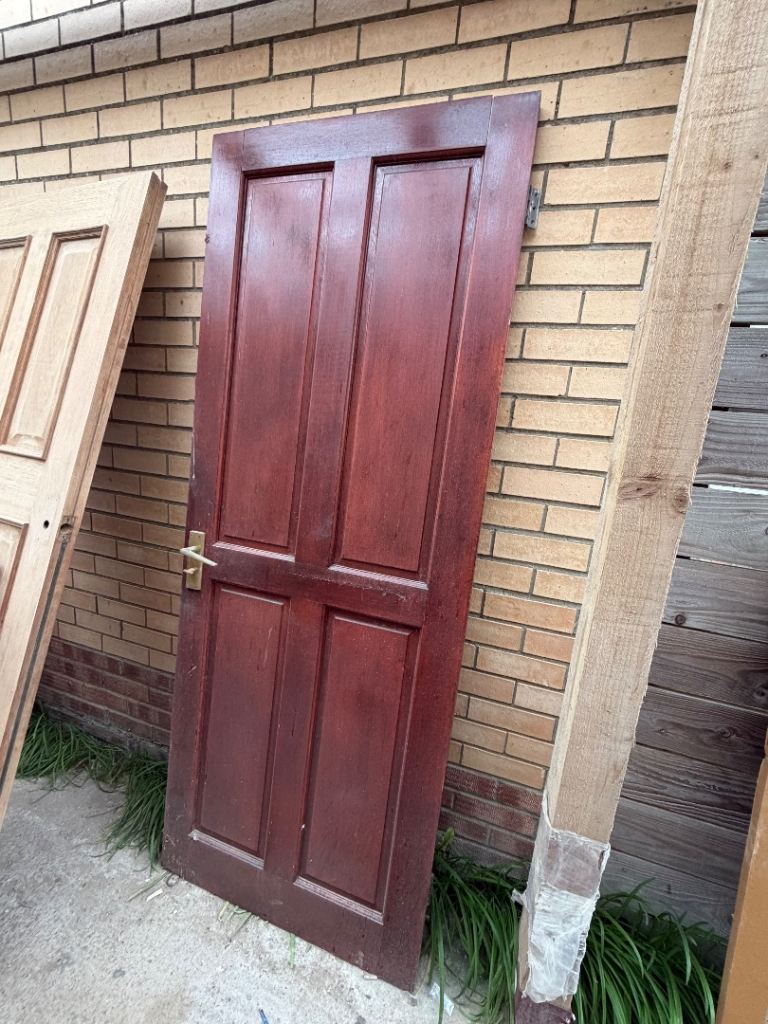 Solid wooden door 20 pounds