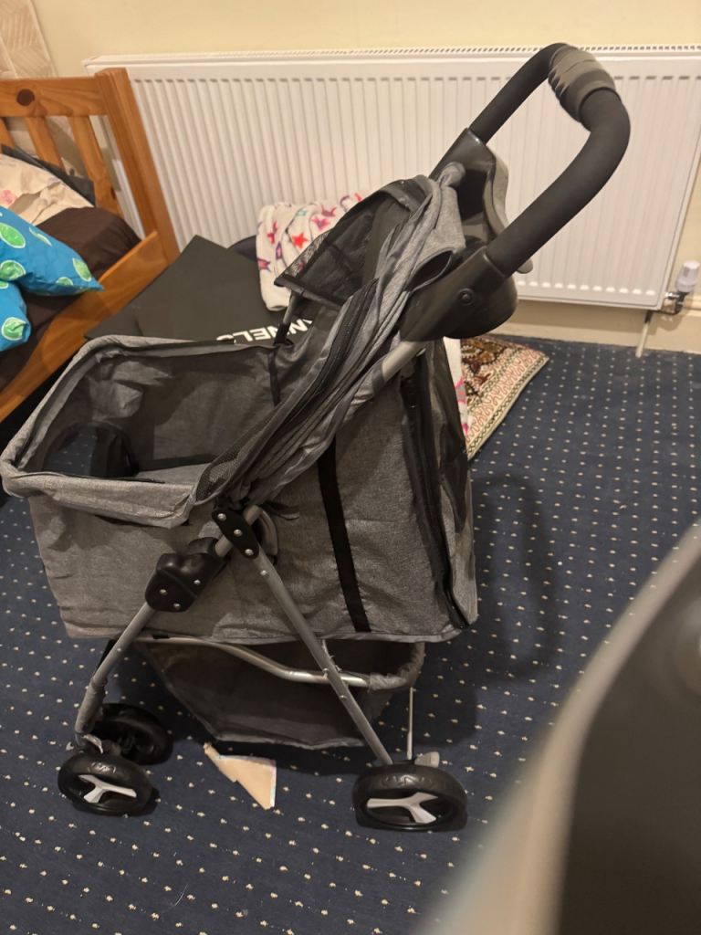 Cat / kitten / puppy pram 