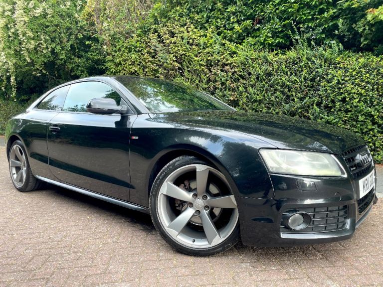 AUDI A5 2.0 TDi QUATTRO BLACK EDITION 170 BHP••LEATHERS••19” ALLOYS