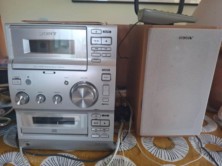 SONY MICRO hi Fi  component SYSTEM CMT-CP100
