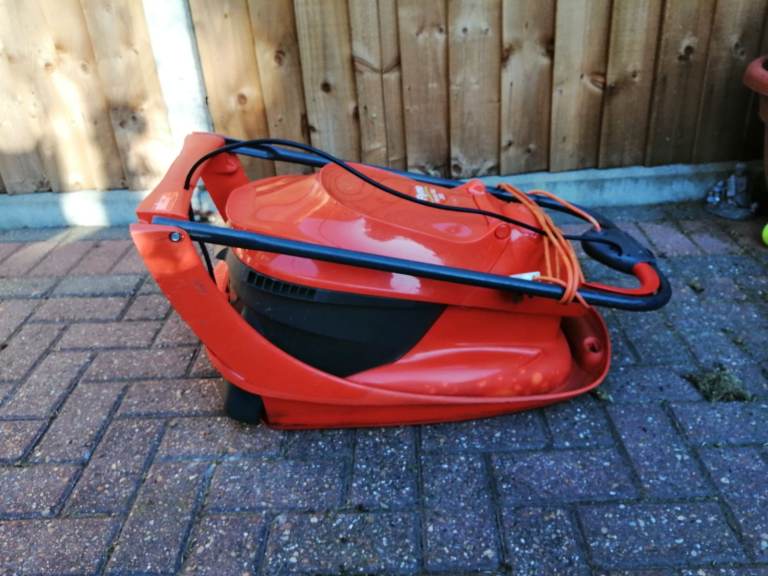 image for Flymo Hover Vac 280