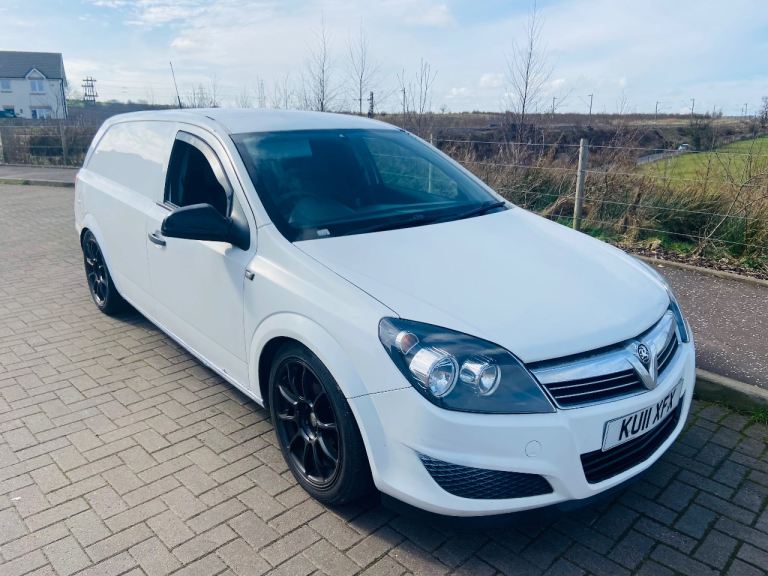 2011 Vauxhall Astra van 1.7 cdti , lowered , 17 inch , vxr seats just £1395