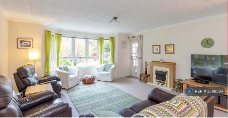 3 bedroom flat in Craigend Park, Edinburgh, EH16 (3 bed) (#2889598)