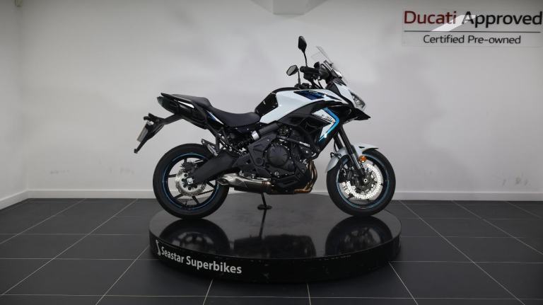 KAWASAKI VERSYS 650 - 2025 - 1150 MILES