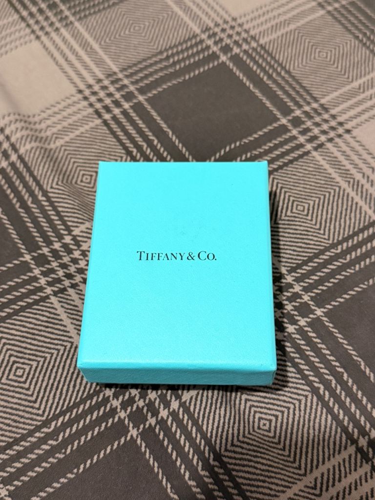 Return to Tiffany pendant 