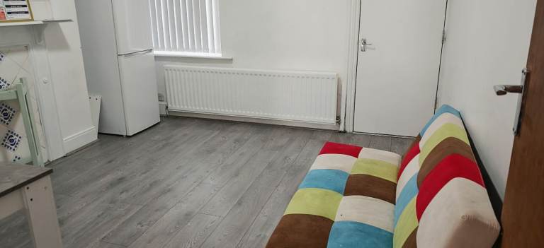SUPPORTED LIVING ACCOMODATIONS FULLY FURNISHED PIP UC ONLY