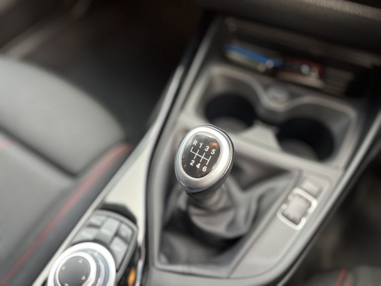 BMW 1 SERIES 2.0 118d Sport 5-Door 2016