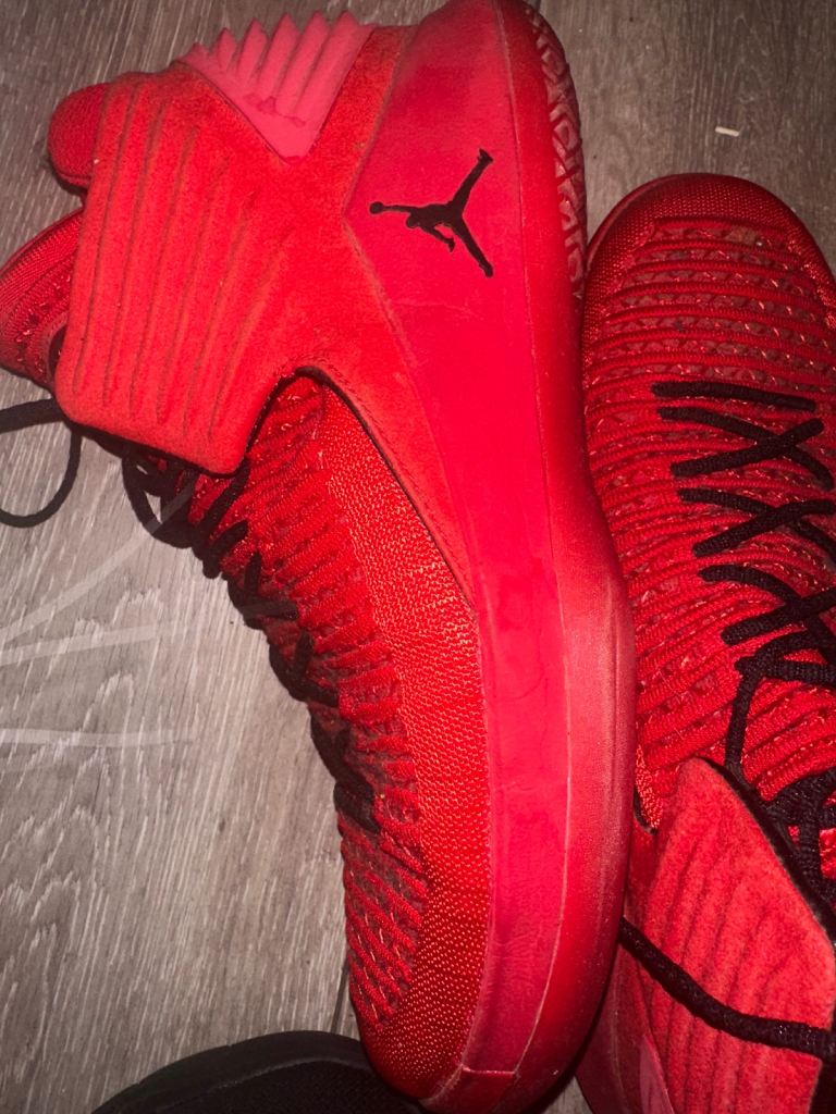 Air Jordan’s Nike red size 9 men’s sneakers 