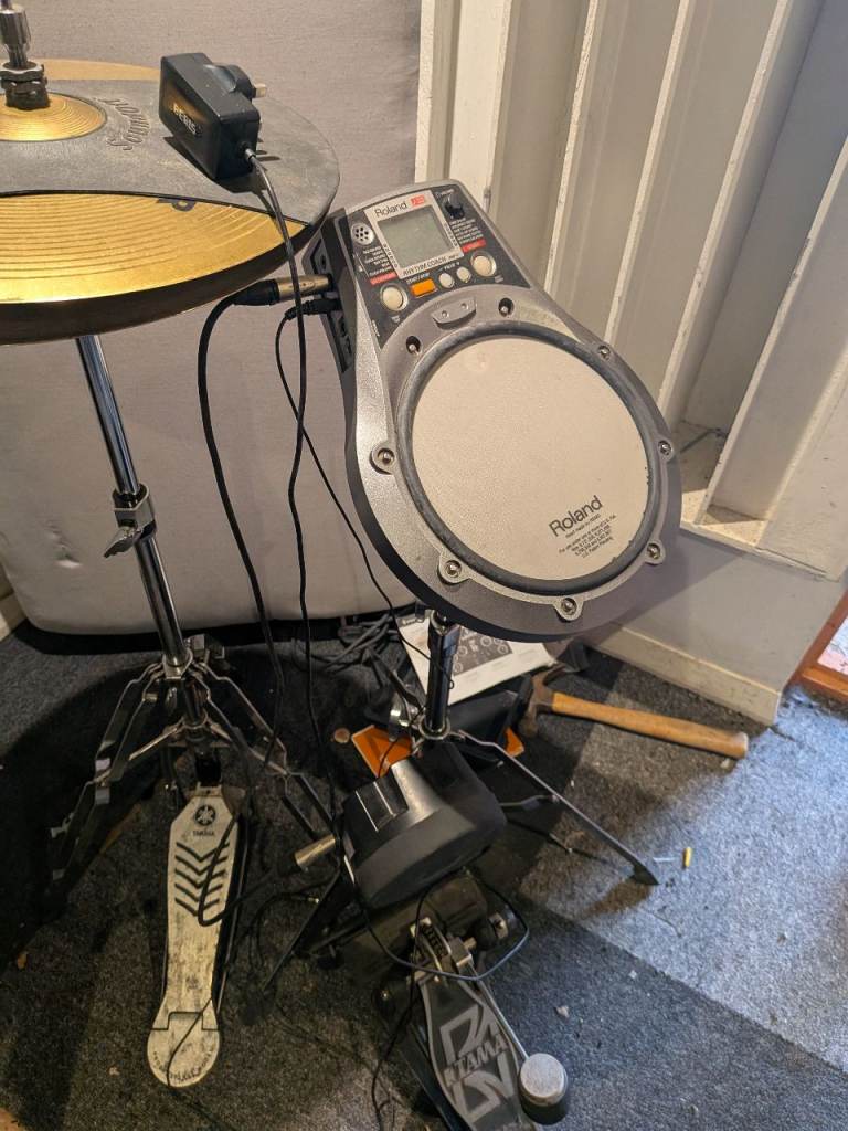 Electronic/acoustic custom drum kit 