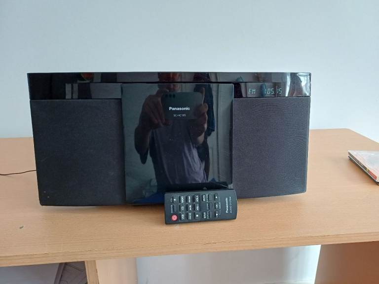 Panasonic cd/usb/radio stereo unit
