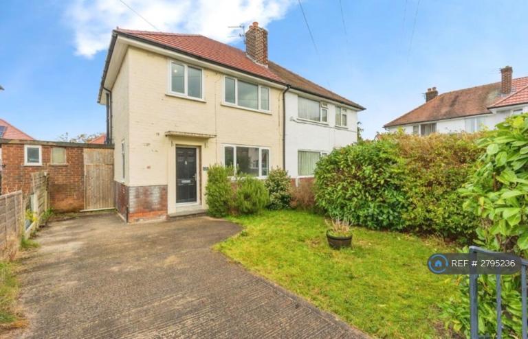 3 bedroom house in Kent Avenue, Manchester, SK8 (3 bed) (#2795236)