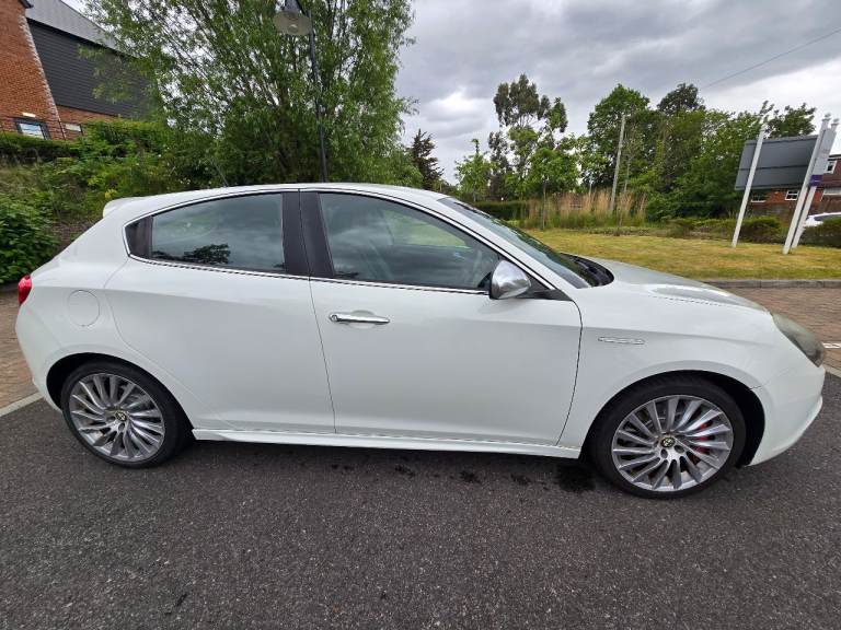 Alfa Romeo, GIULIETTA, Hatchback, 2011, Manual, 1.4, 5 doors