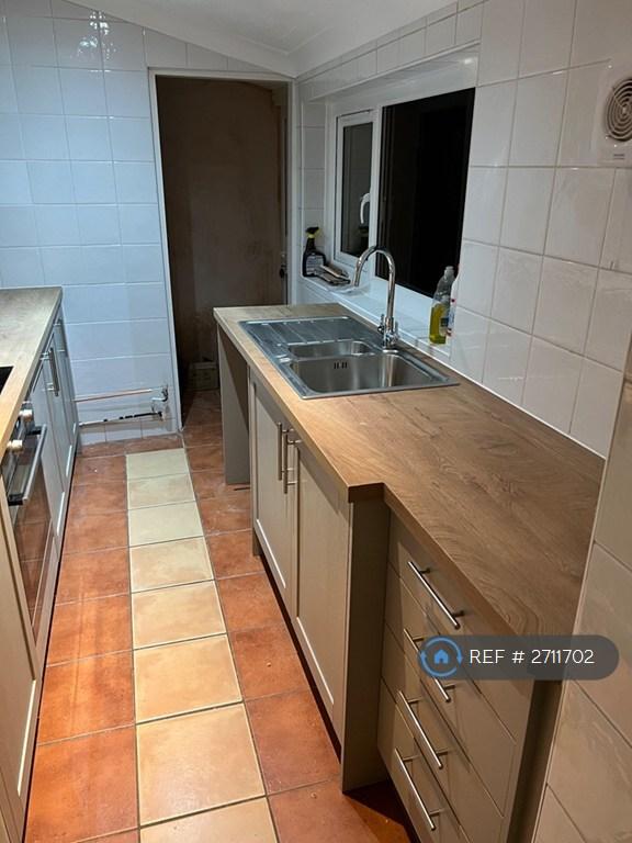 3 bedroom house in Cecil Road, Rochester, ME1 (3 bed) (#2711702)