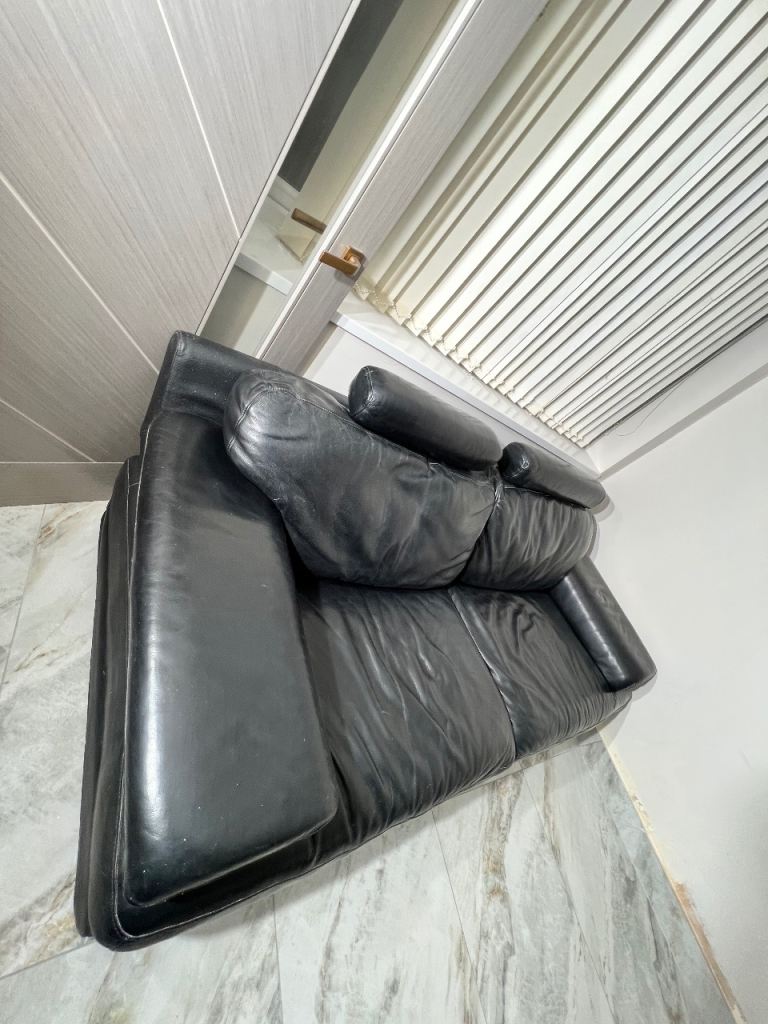 Black Leather Sofa and Two Armchairs Suite