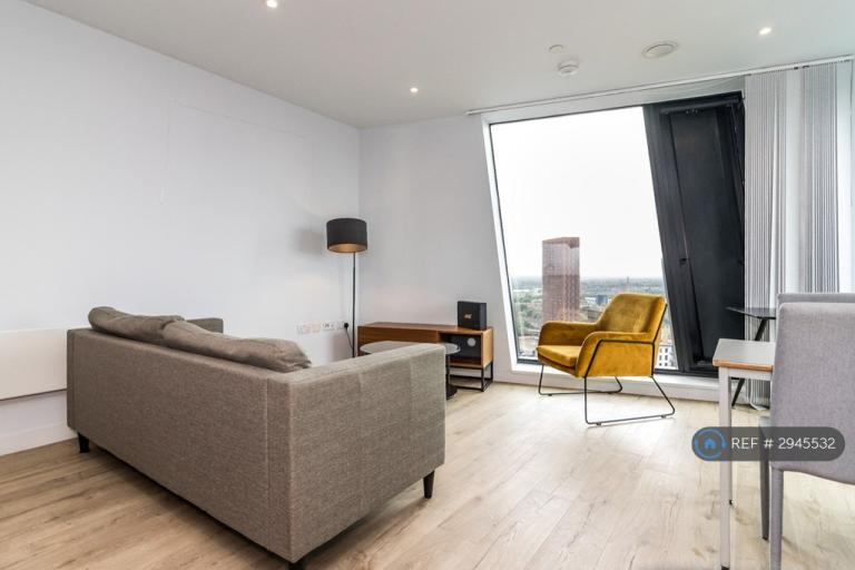 2 bedroom flat in Axis Tower, Manchester, M1 (2 bed) (#2945532)